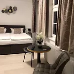 艾尔特斯德-吉奥斯克尔酒店