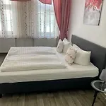 艾尔特斯德-吉奥斯克尔酒店 招待所