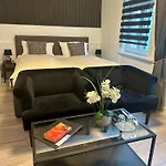 艾尔特斯德-吉奥斯克尔酒店 招待所 3*