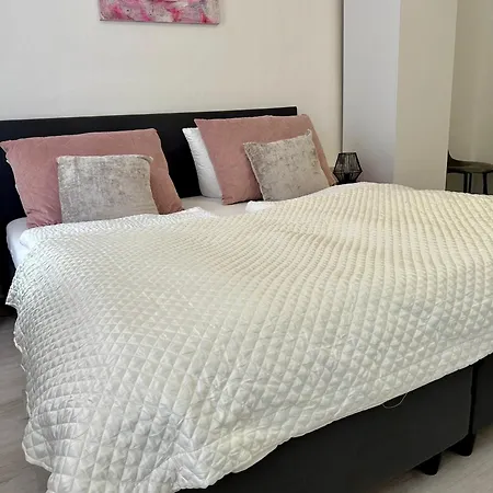 Altstadt-hotel Gosequell 3* جوسلار